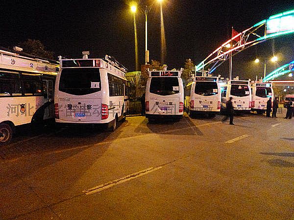 高速口移動警務(wù)室