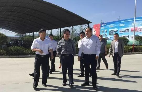 商洛市副市長王華一行到躍迪集團(tuán)旗下陜西躍迪新能源汽車有限公司調(diào)研