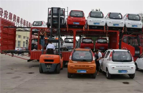 電動(dòng)轎車