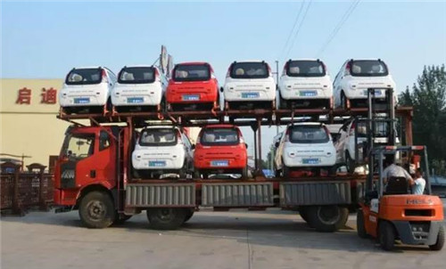 電動(dòng)轎車