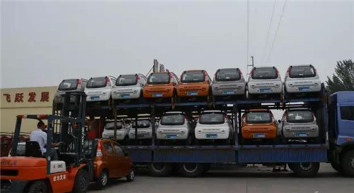 電動(dòng)轎車